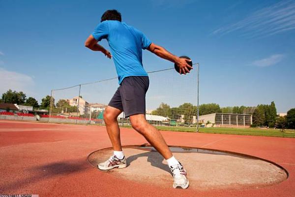 散光者适合从事的体育项目及注意事项(图1)